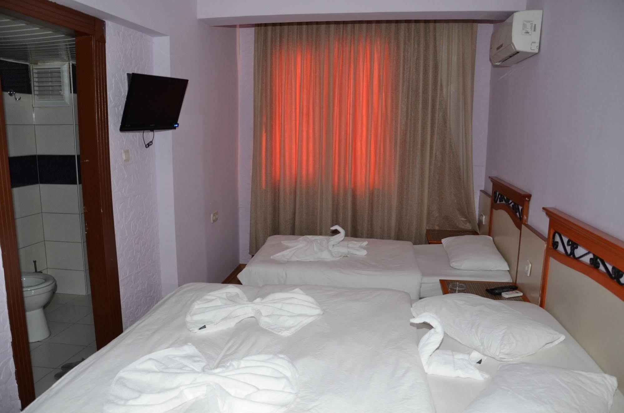 Ozturk Hotel Antalya Exterior photo